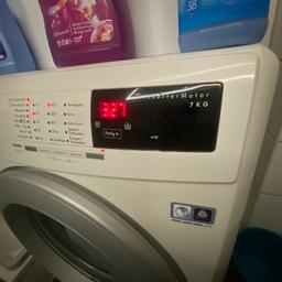 Verkaufe meine Waschmaschine 
7 kg
Kaufpreis 500
Selbst Abbau