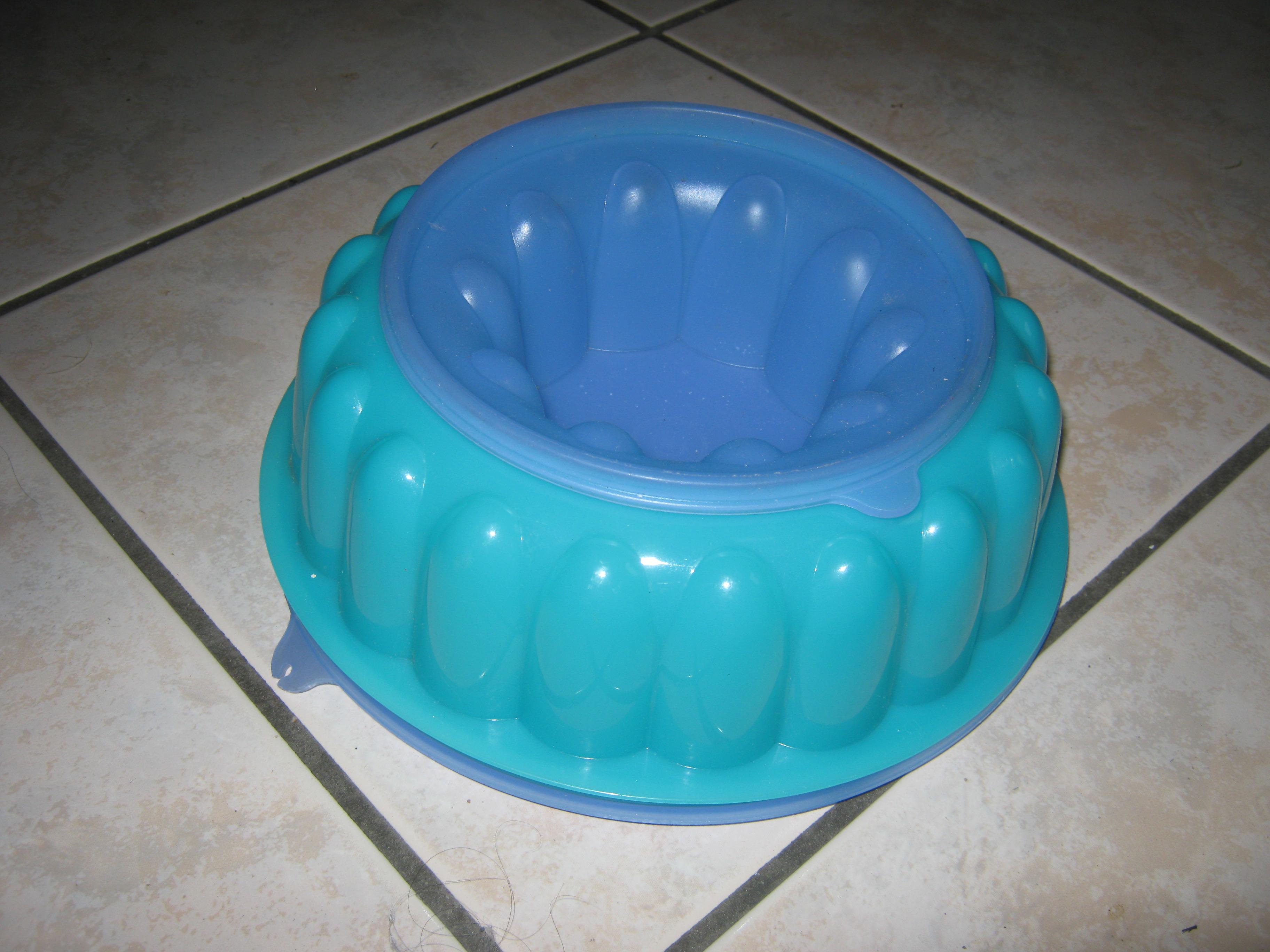 Tupperware kl Prinz Reisring Eis Puddingform in 25852 Bordelum für 11 ...