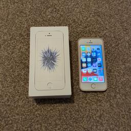 iPhone SE (2016) Rose Gold 16GB

Running iOS 15.7 

Unlocked

Comes boxed, with brand new cable and plug.

Also, included beige/cream apple leather case(New) 

This is a great classic small sized iPhone, it is almost New condition, and can be a great gift.

All communication on shpock.

See my feedbacks

Thanks