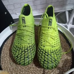 smart puma football boots like brand new as seen in pictures. also includes tool to take studs off. collection only