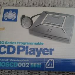 retro MOS  discman, comes with power supply adapter