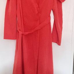 ✅️new without tags
✅️orange colour not red
✅️cold shoulder dress
✅️will be sent tracked only 📮