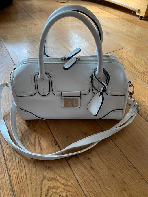 Buy & Sell Essex Thurrock - Essex - Photos for White Handbag Leather by Redherring