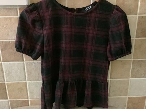Buy & Sell West Midlands Wolverhampton - Photos for Girls top.