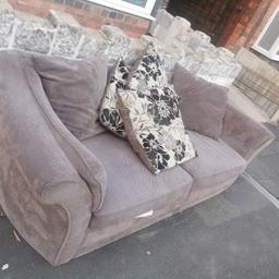 got this sofa today but didn't fit through the door need gone today asap, I have only just put it outside at 6.30 tonight 24sep22 