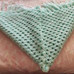 beautiful mint and white hand crocheted blanket. Ideal gift for Christmas. 45cm.