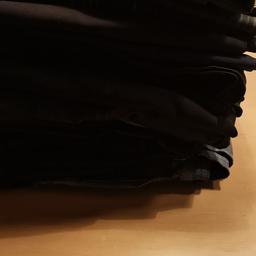 22 elegante Hosen, more & more, H&M, Street one, verschiedene Schnitte, Schlaghosen lang, Lederhose, elegante Hosen, ect. Nur als komplettes Paket zu verkaufen, Selbstabholung