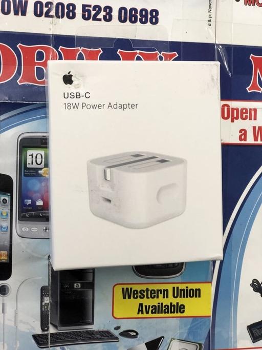 Buy & Sell East London Chingford - East London - Photos for Genuine Apple 18W USB TYPE C Power Charger