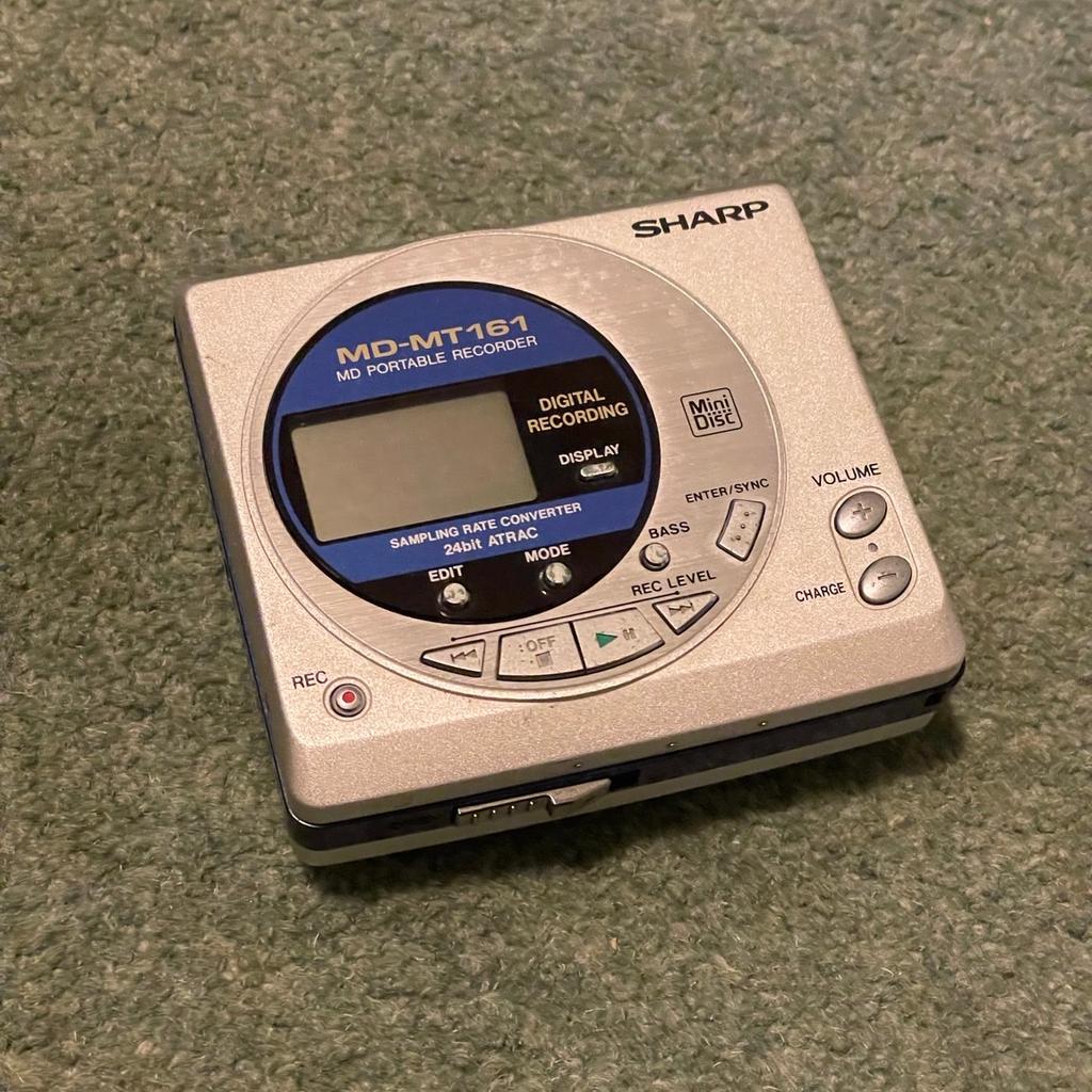Mini Disc Player & 99 Mini discs in North Hertfordshire for £20.00 for