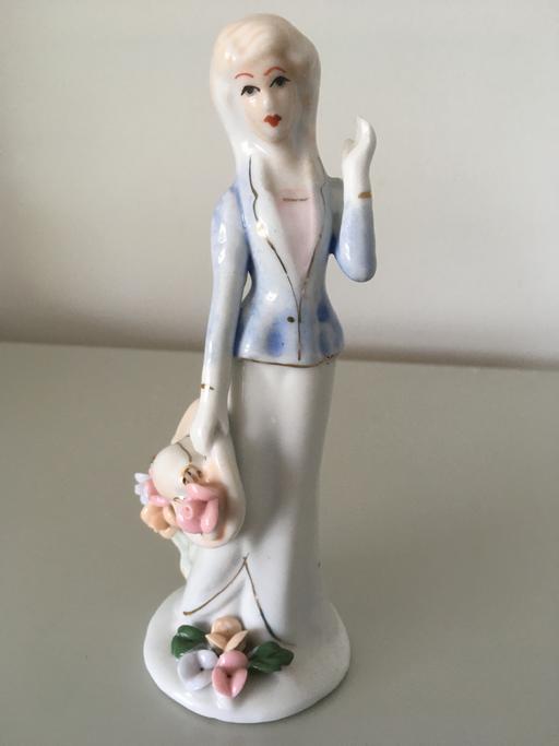 Buy & Sell North Yorkshire Scarborough - North Yorkshire - Photos for FIGURINE - ELEGANT LADY (6