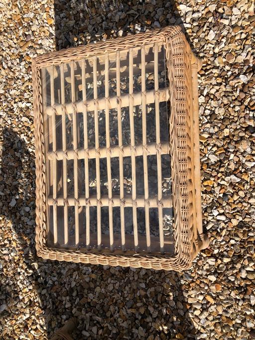 Buy & Sell Derbyshire Bolsover - Photos for Wicker glass top coffee table