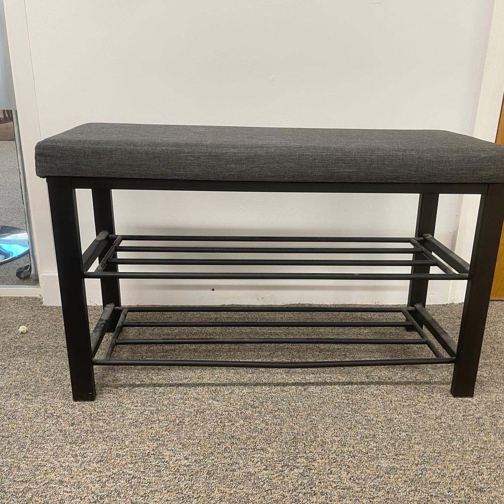 Storage Bench, Shoe Rack, padded seat in E14 Hamlets für £ 20,00 zum