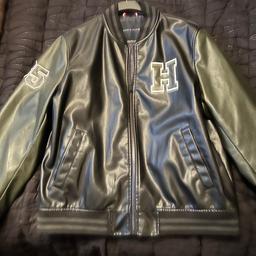 Tommy Hilfiger leather jacket/blazer/coat - xl.

Brand new, was £225 dollars