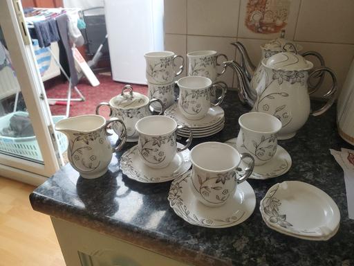 Buy & Sell Barking and Dagenham Dagenham - Barking and Dagenham - Photos for 24ct gold plated tea set