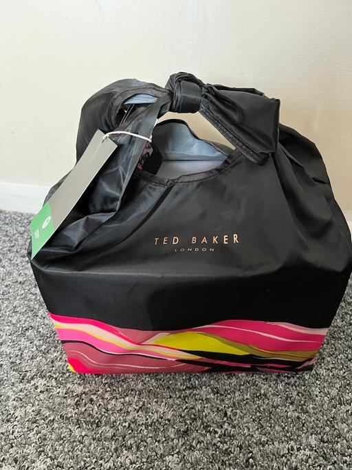 Buy & Sell South West London Streatham Common - South West London - Photos for Brand new Ted baker set