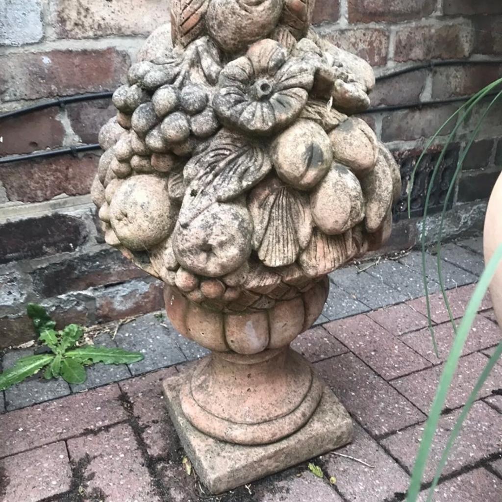 Large reclaimed cast stone fruit basket finial

This is a beautiful large finial with ornate detail. Unusual and rare to find, I have taken photos from all angles so you can see the condition,

It is very heavy

measures 65cm high X 38cm wide.

Please see photos for description

Viewing welcome