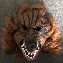 Wolf mask 
Excellent condition 
From smoke and pet free home
Collection from LS10 4AH or can post at purchasers own cost