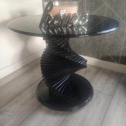 Gorgeous Hollywood Regency style spiral lamp table with toughened glass twister lamp table, these table's sell for £350 and upwards, this is a heavy duty table, with removable top for easy movement and adjustable feet, you will not find this table anywhere for this price, take a look on the internet I guarantee you, absolute BARGAIN,£100.