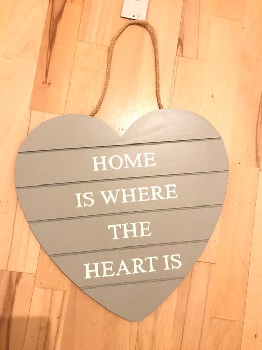 Buy & Sell South East London Woolwich - South East London - Photos for Wooden Heart Plaque Board Decoration