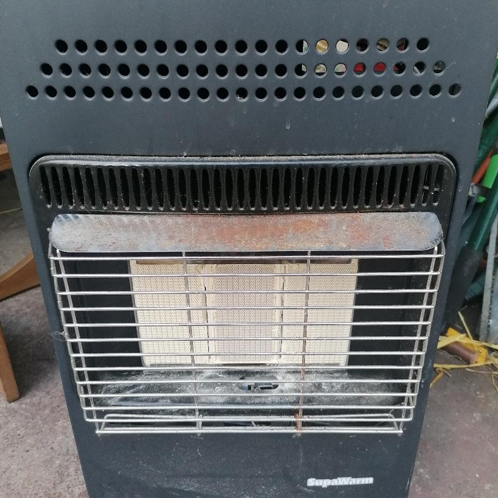 calor gas portable fire in DY2 Metropolitan Borough of Dudley for £10.