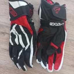 five rfx3 replica gloves
Lederhandschuh
Größe L