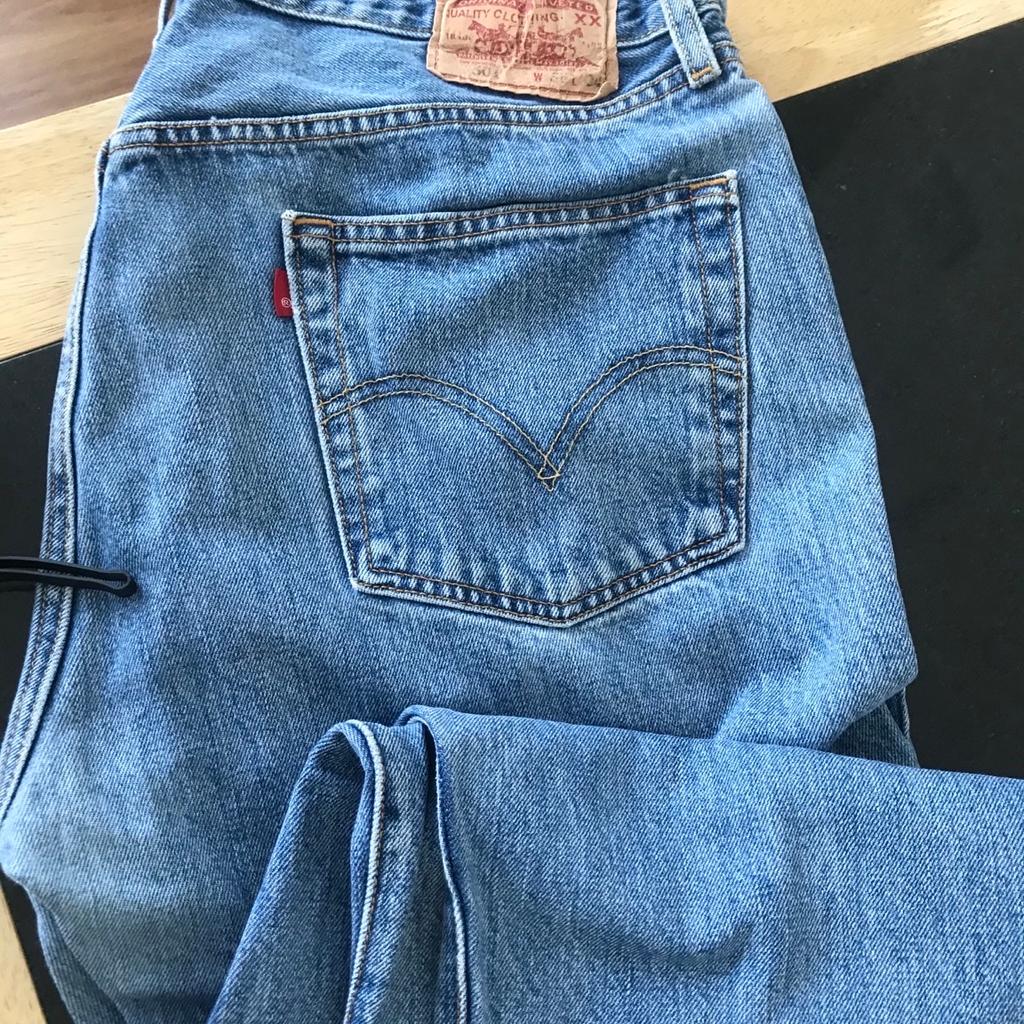 Brand new never worn Levi’s 501 men’s jeans
Delivery free only if you are local
Otherwise postage charge