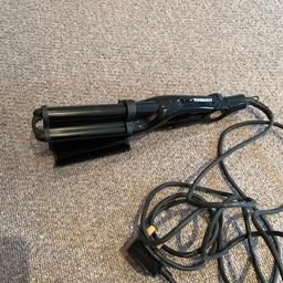 Fantastic Toni and guy hair waver in superb full working condition 
Collection from ware