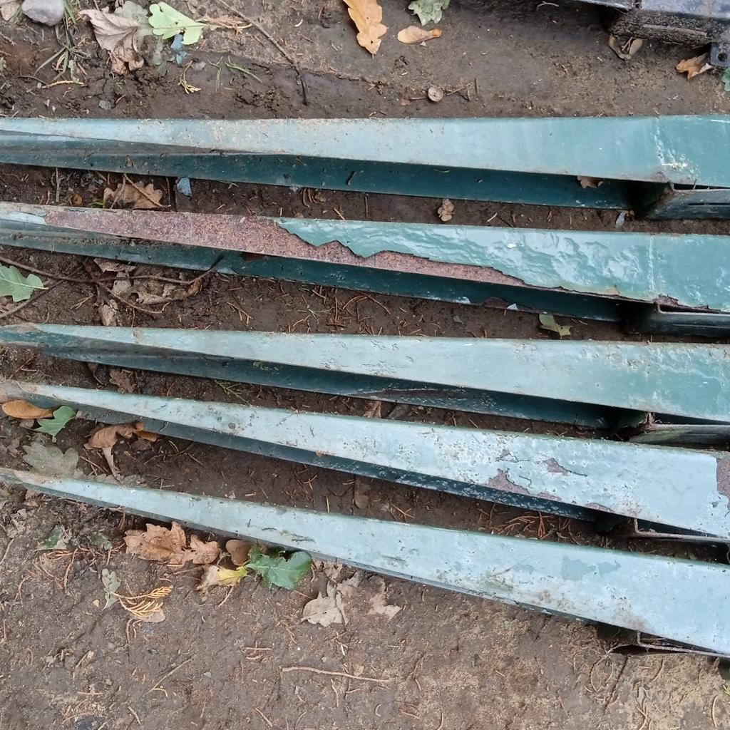 REDUCED TO CLEAR

5 USEABLE METPOSTS.

OTHER METPOSTS AVAILABLE.

2 ARE 3ft ...90cm.

3 ARE 2.5ft... 75cm.

SALVAGED FROM A GARDEN MAKEOVER..

NO BOLTS AS CUT OFF TO REMOVE ROTTEN POSTS

TOO GOOD TO SCRAP..

IDEAL FOR RECYCLING ESPECIALLY DUE TO CURRENT ECONOMIC CLIMATE...

MANY YEARS LEFT IN THESE..

RUSTY AND FLAKING PAINT SO COULD WELL BENEFIT REPAINT TO DOUBLE THEIR LIFE..

PRICE IS FOR ALL..

PLEASE CHECK OUT MY PAGE FOR NUMEROUS UNIQUE ITEMS AVAILABLE TO BUY..