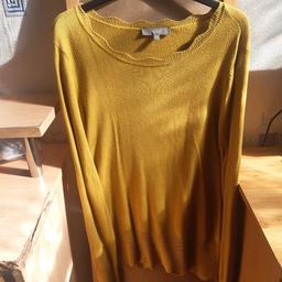 Oasis Mustard Yellow Scallop Neckline Jumper - Size 8

- Condition: Used - worn a number of times and in good condition. The material is slightly patchy near the top (as happens with jumpers) but it's not bobbled.
- Great jumper - only selling as it's now too big for me.
- Also selling an Oasis scallop neckline summer top
- Material: 60% Viscose, 40% Cotton.