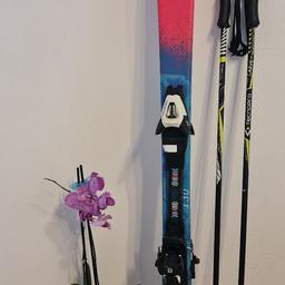 Mädchen 👧 Ski Set im guten Zustand abzugeben.
Ski länge 1m30
Stöcke 1m5cm
Ski Schuhe Größe 23,5 bzw.37
