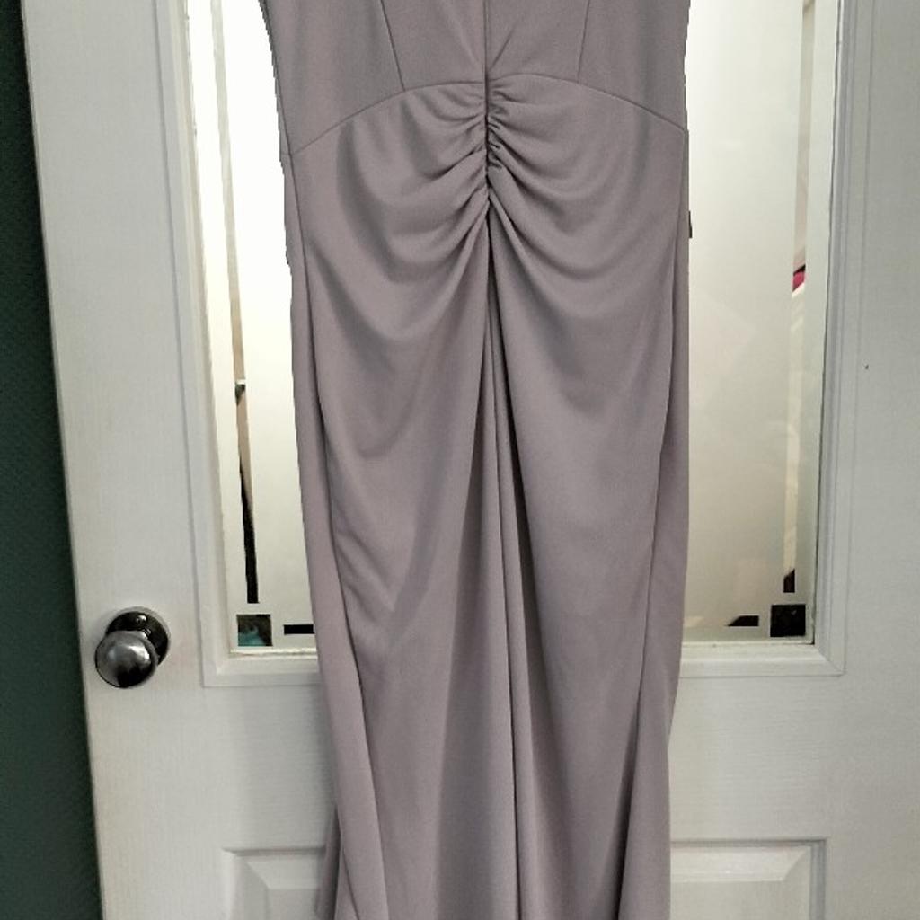 dress never worn, just stored
RRP £90
from a smoke free clean home
collection from wednesbury