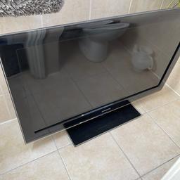 SAMSUNG LE40B550A5W TV for sale. Works perfectly