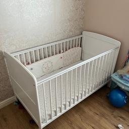 Immaculate white cot bed barely used. Excellent condition. No marks or damage to it. Also included a mother and baby gold hypoallergenic mattress. Never used as a bed only a cot. Collect in person. Pick up only.

Re-listed as no reply