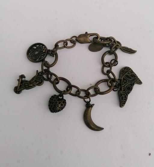 Buy & Sell Essex Epping Forest - Photos for Charm bracelet