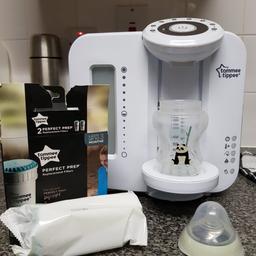 Automatic baby bottle maker. Just set it up with the water and formula (baby milk) press the button and it makes your babies bottle to the perfect temperature. Great for night feeds. Suitable from birth.