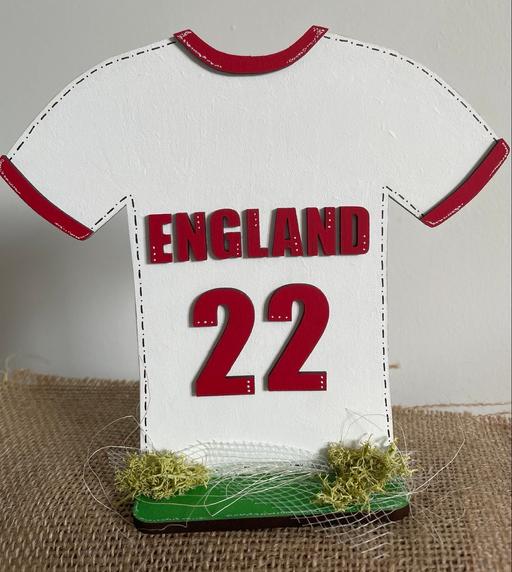 Buy & Sell Essex Thurrock - Essex - Photos for MDF England Football Shirt Plaque