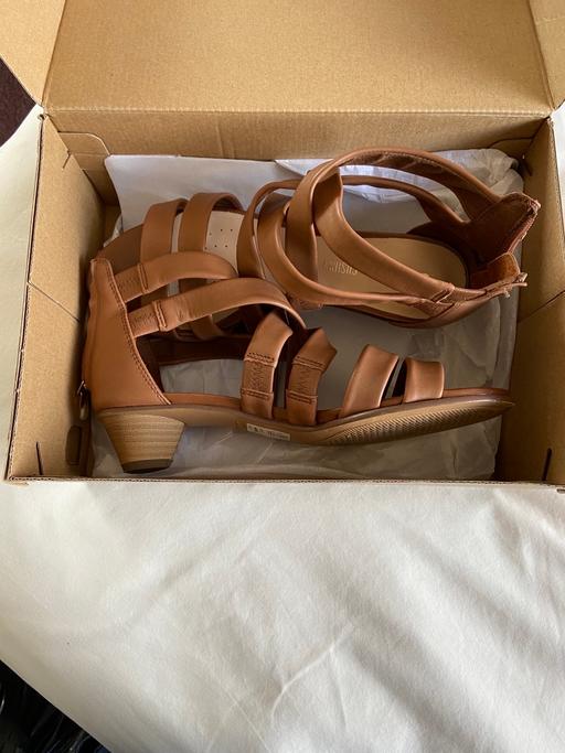 Buy & Sell West Midlands Solihull - Photos for Clarks sandal/ shoe size 5