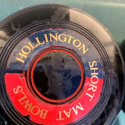 Hollington short mat bowls. Size 3. Good condition