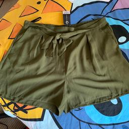 Brand new with tags 
Size 18 
Khaki colour!