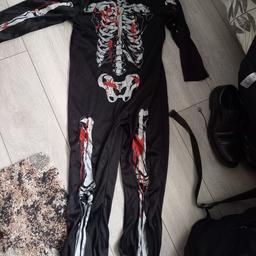 Halloween skeleton all in one age 9 to 10
has been worn so may have some wear
collection only