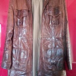 ladies soft REAL leather coat
zip fastening which has different zip styles
pockets
size M/12
never worn
collection Uxbridge