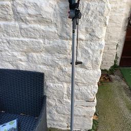 Tree pruner/ chopper, extendable, great condition and used once, collection from accrington