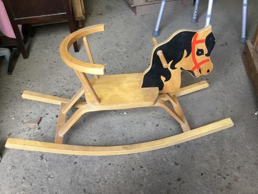 Buy & Sell Surrey Reigate and Banstead - Photos for WOODEN ROCKING HORSE