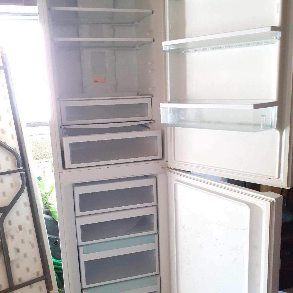 hotpoint fridge freezer. in WF12 Kirklees for £80.00 for sale Shpock