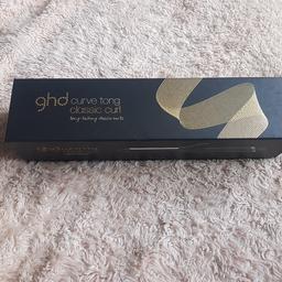 GHD Curve Tong Classic Curl

Brand new & genuine. Never used, got sent two by mistake ;) Only taken out of the box for photos (upside down sorry!)

120 new. No offers. Ideal Xmas present, Collection L33 area.
