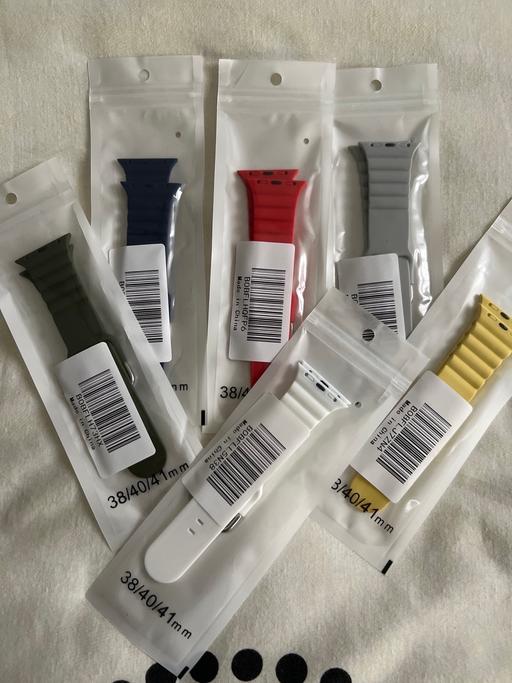 Buy & Sell West Midlands Birmingham - Photos for Apple Watch Silicone strap 38mm 40mm 41mm