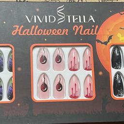 Stick on halloween nails