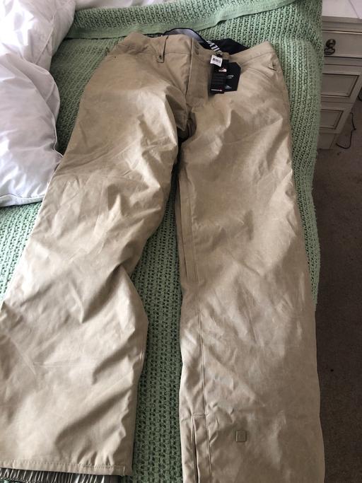 Buy & Sell Hertfordshire Watford - Photos for Quiksilver snow pants large mens