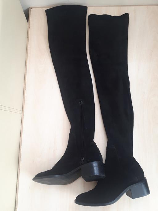 Buy & Sell South East London Middle Park - South East London - Photos for Women's black suede thigh high boots