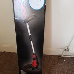 electric  garden  strimmer  never been used   .comes with 3 extra  strimmer  reals
